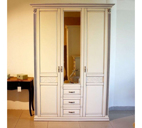 Трехстворчатый шкаф для одежды Верона MUR-102-03 st с зеркалом Трехстворчатый шкаф для одежды Верона MUR-102-03 st с зеркалом